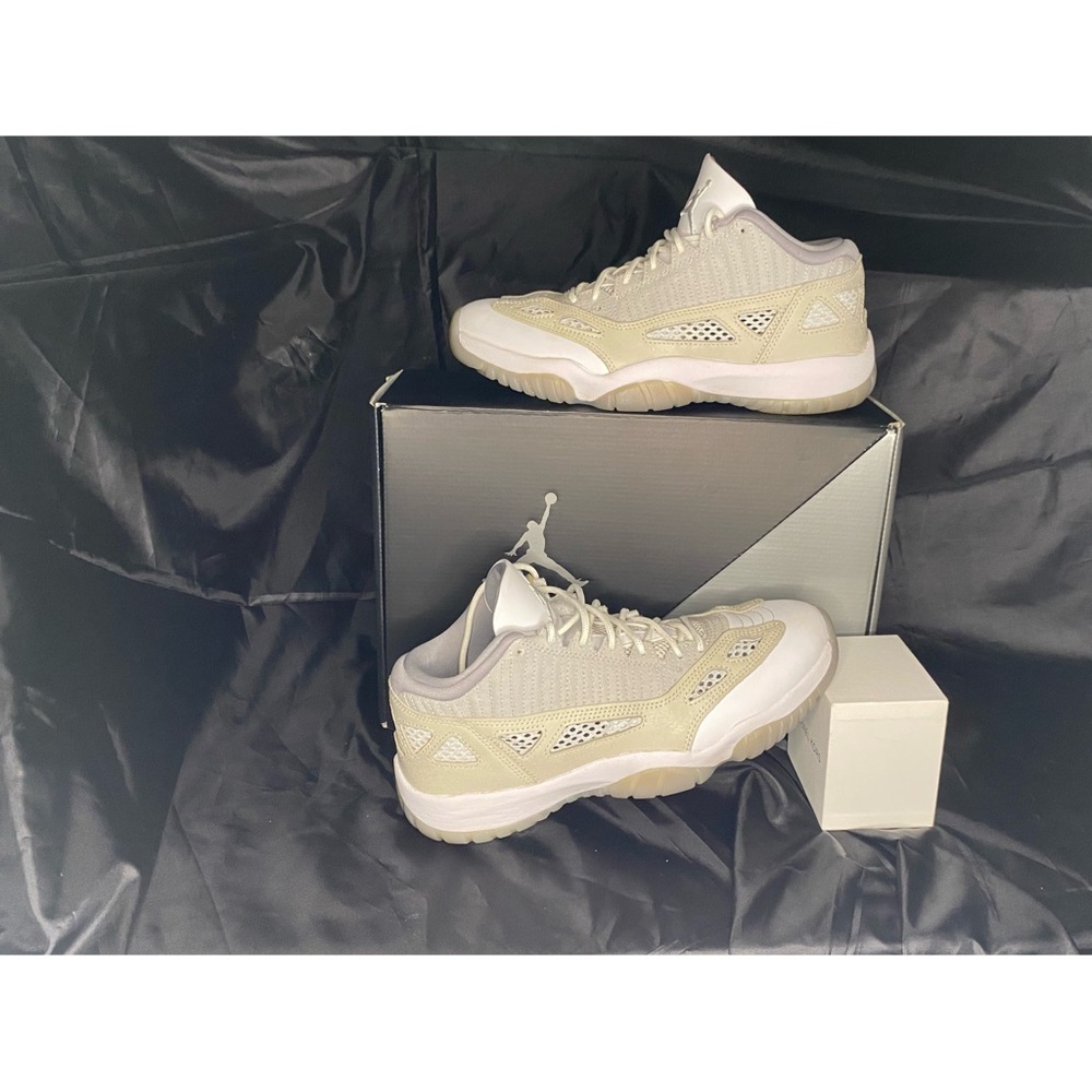 JORDAN White and Beige Sneakers